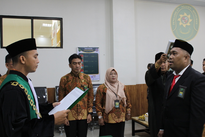 76. Pelantikan Panitera Muda Gugatan 1