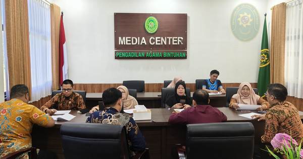 79 RAPAT TIM PENILAI REWARD PUNISHMENT 2025 1