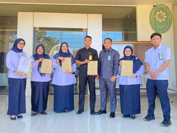 96 PENGADILAN AGAMA BINTUHAN LAKUKAN PEMUSNAHAN AKTA CERAI