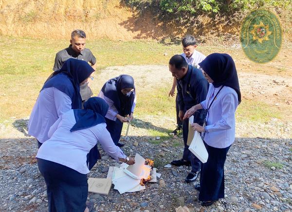 96 PENGADILAN AGAMA BINTUHAN LAKUKAN PEMUSNAHAN AKTA CERAI2
