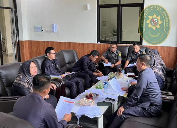 6 RAPAT PENYUSUNAN SAKIP PA BINTUHAN PERKUAT PELAYANAN2