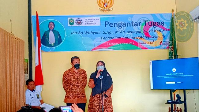 10. BERPISAH KARENA SK PENGANTAR TUGAS IBU SRI WAHYUNI S.Ag. M.Ag1