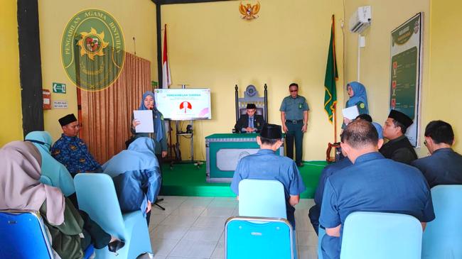 16 LAGI KETUA PA BINTUHAN LANTIK DAN SUMPAH PNS 3