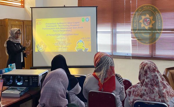 34 SEKRETARIS PTA BENGKULU SOSIALISASI APLIKASI E MOSI CAPER DI KABUPATEN KAUR2