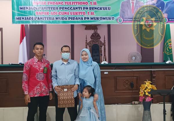 82 KETUA PA BINTUHAN HADIRI PENGANTAR ALIH TUGAS KETUA PN BINTUHAN2
