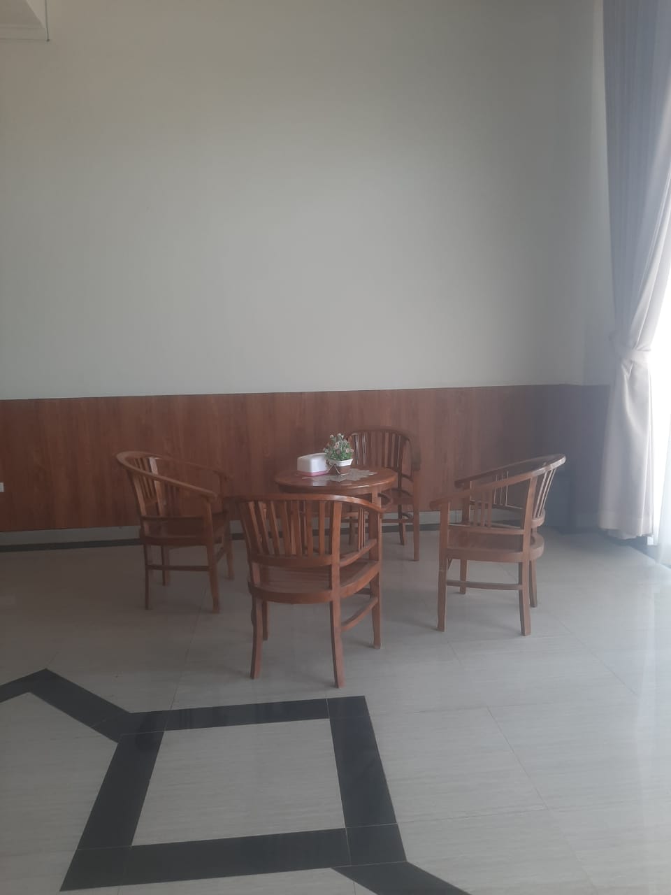 Ruang Tamu Terbuka 25