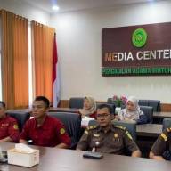 MOU PENGADILAN AGAMA BINTUHAN DENGAN KEJAKSAAN NEGERI KAUR DENGAN TEMA SINERGI PROGRAM ''ANTI KORUPSI VISUAL DAN IMPLEMENTASI SMAP ( SISTEM MANAJEMEN PENYUAPAN )
